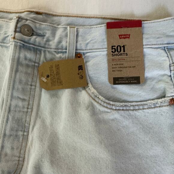 Levi Strauss Womens 501 Shorts Size 33 Cut Off Light Blue Denim High Rise NWT - Picture 10 of 11